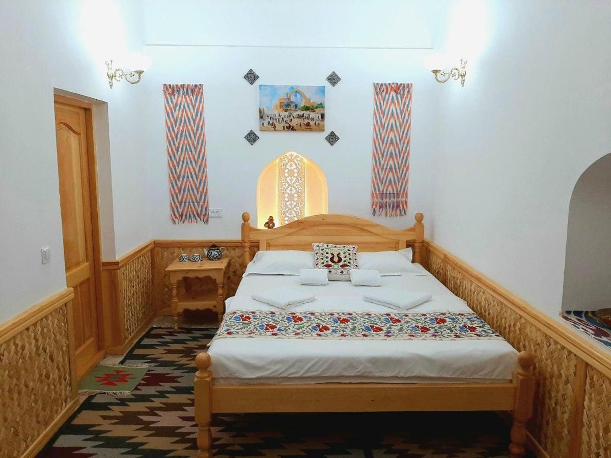 חיווה Madrasah Polvon-Qori Boutique Hotel XIX Century מראה חיצוני תמונה