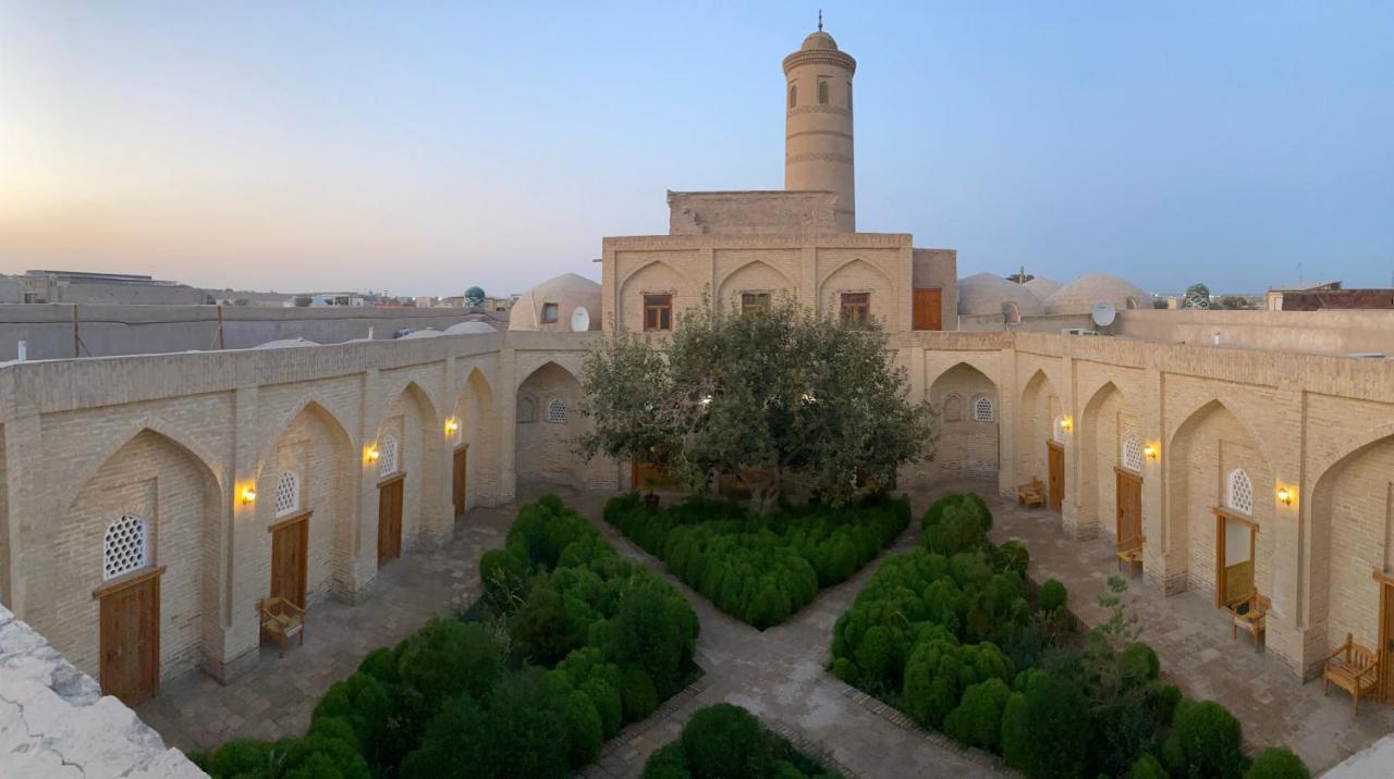 חיווה Madrasah Polvon-Qori Boutique Hotel XIX Century מראה חיצוני תמונה