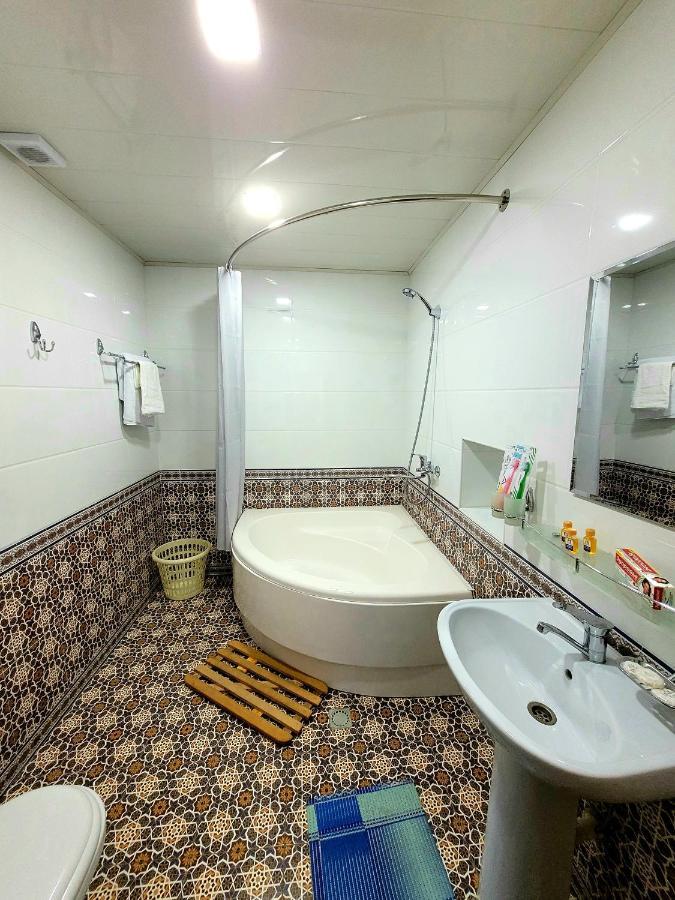 חיווה Madrasah Polvon-Qori Boutique Hotel XIX Century מראה חיצוני תמונה