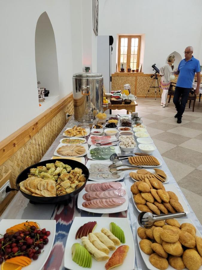 חיווה Madrasah Polvon-Qori Boutique Hotel XIX Century מראה חיצוני תמונה