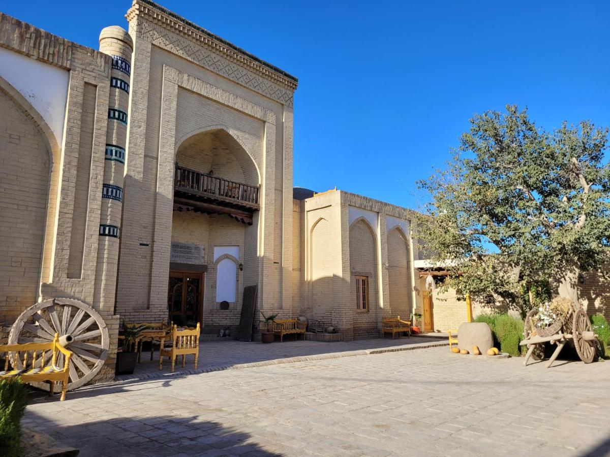 חיווה Madrasah Polvon-Qori Boutique Hotel XIX Century מראה חיצוני תמונה
