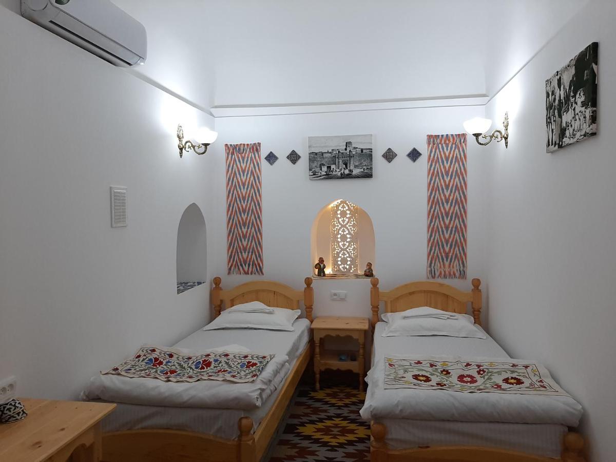 חיווה Madrasah Polvon-Qori Boutique Hotel XIX Century מראה חיצוני תמונה